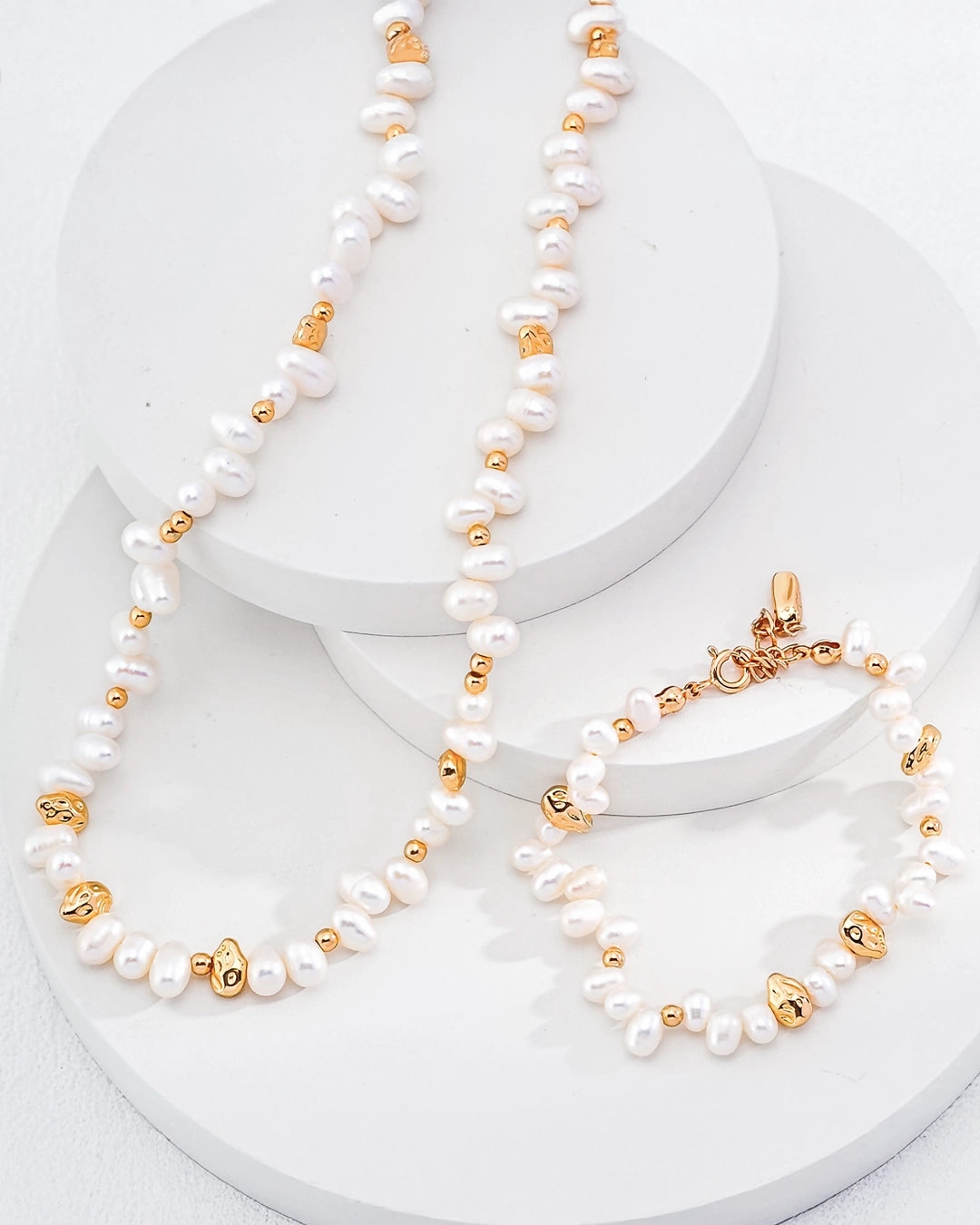 Quiet Blaze Necklace