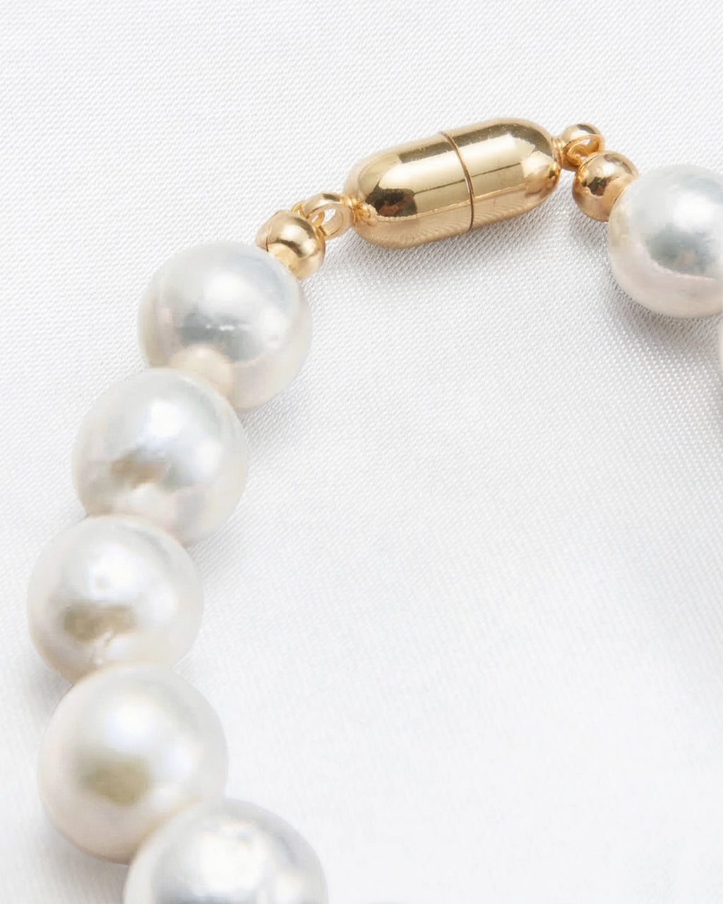 Alvine Bracelet