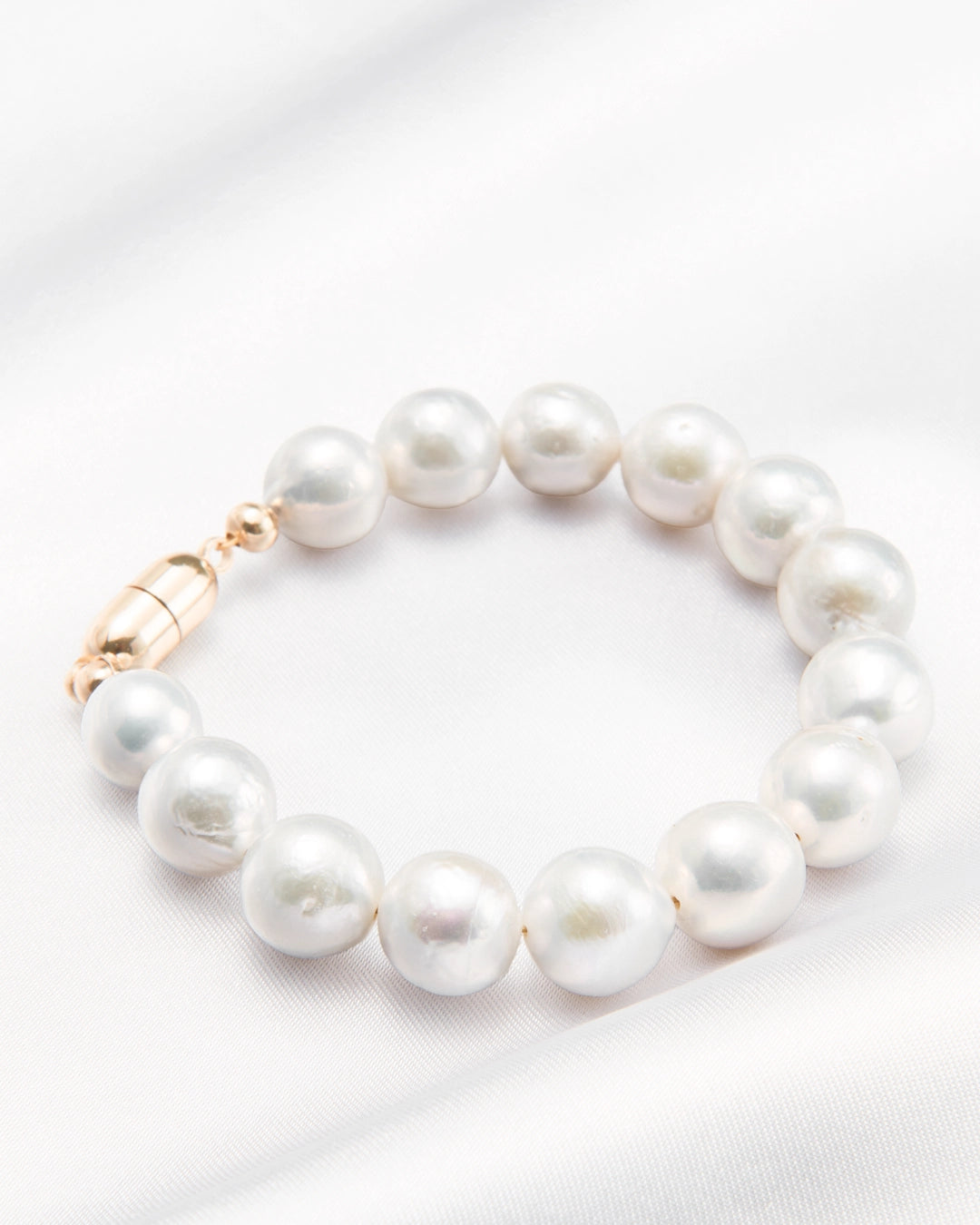 Alvine Bracelet