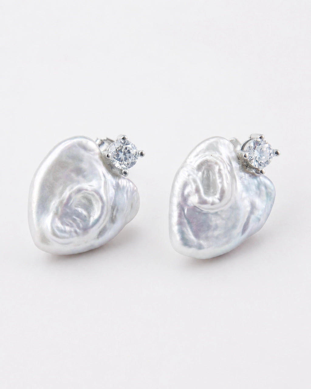 Amour Studs