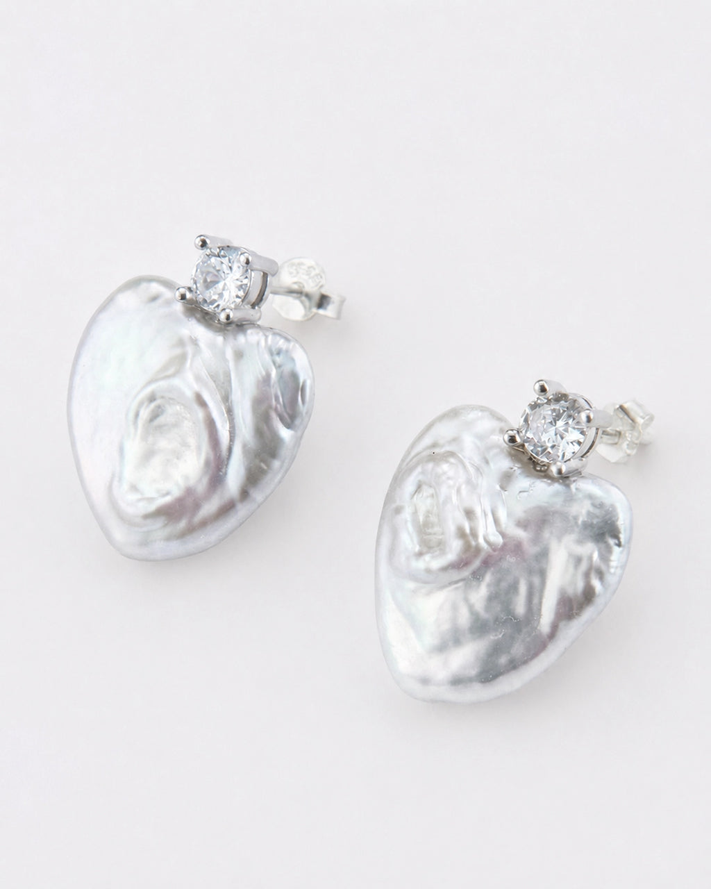 Amour Studs