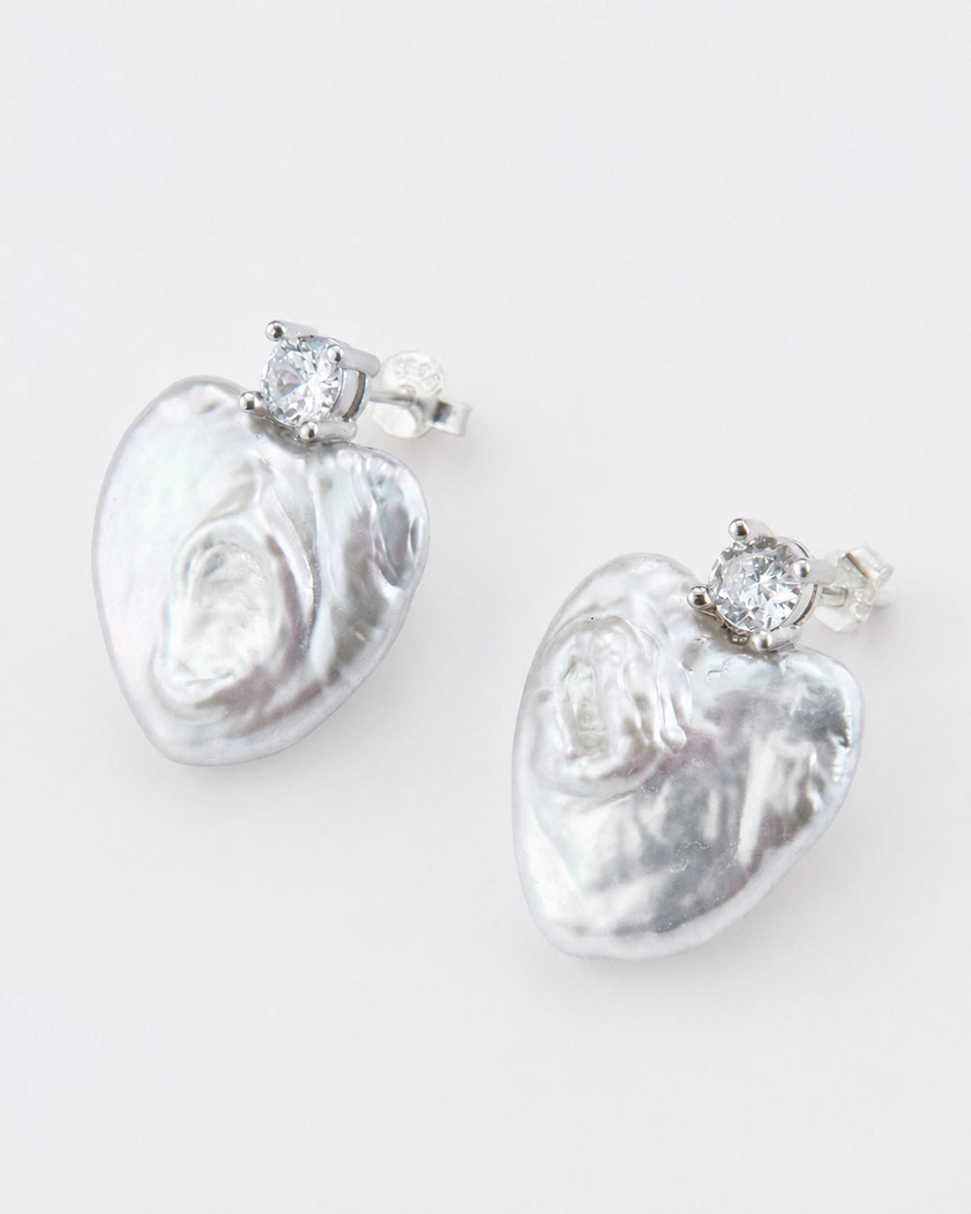 Amour Studs