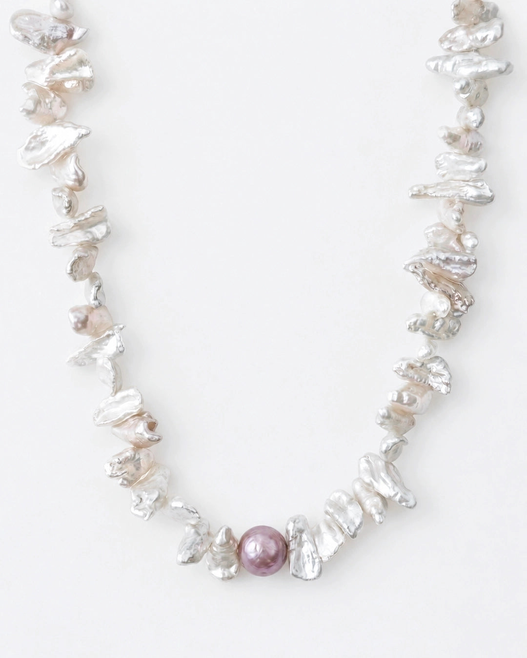 Solire Necklace