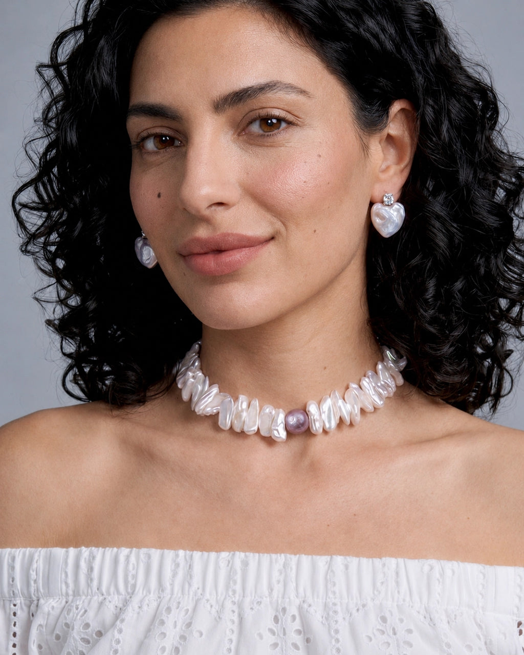 Solire Necklace