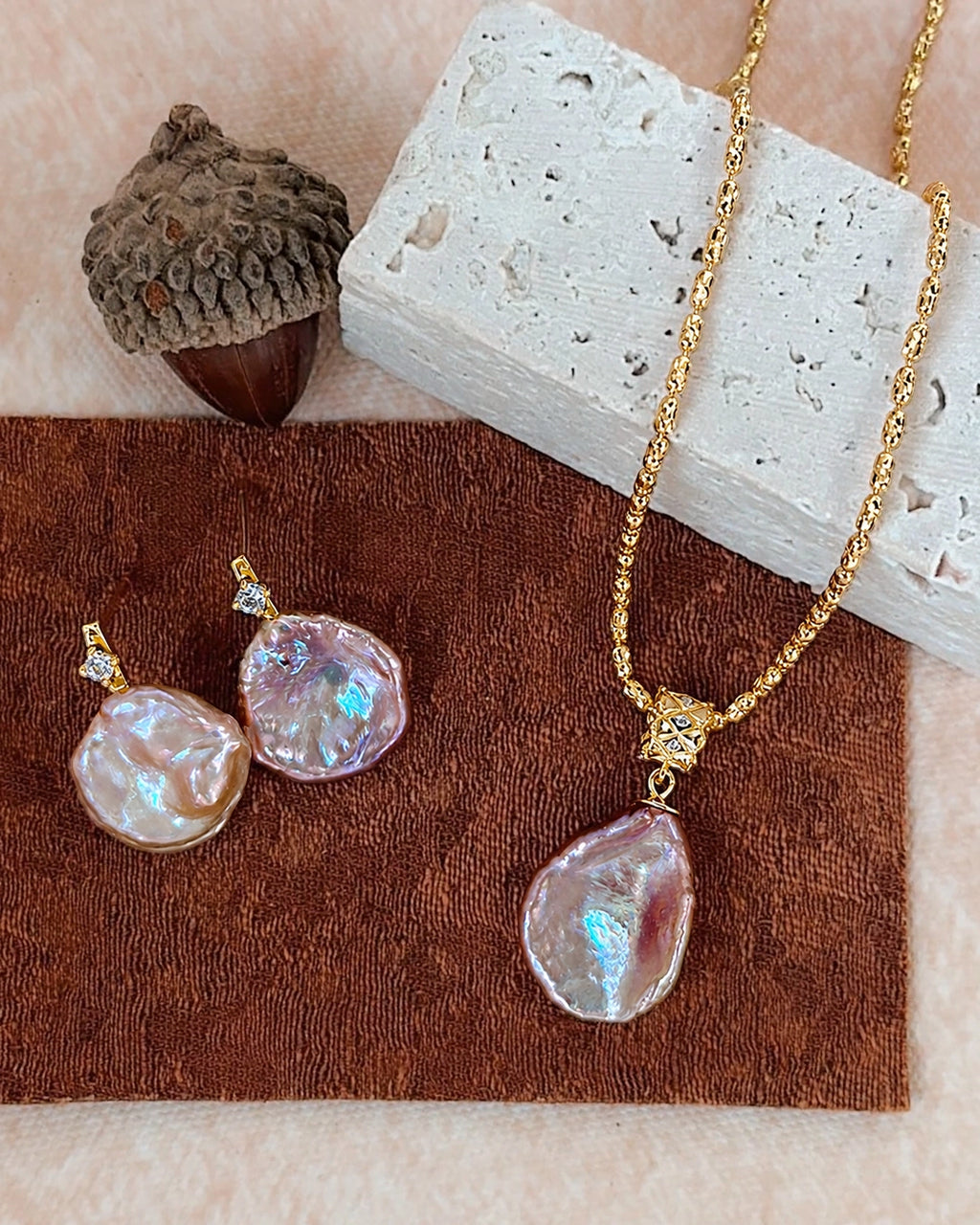 Siren Necklace